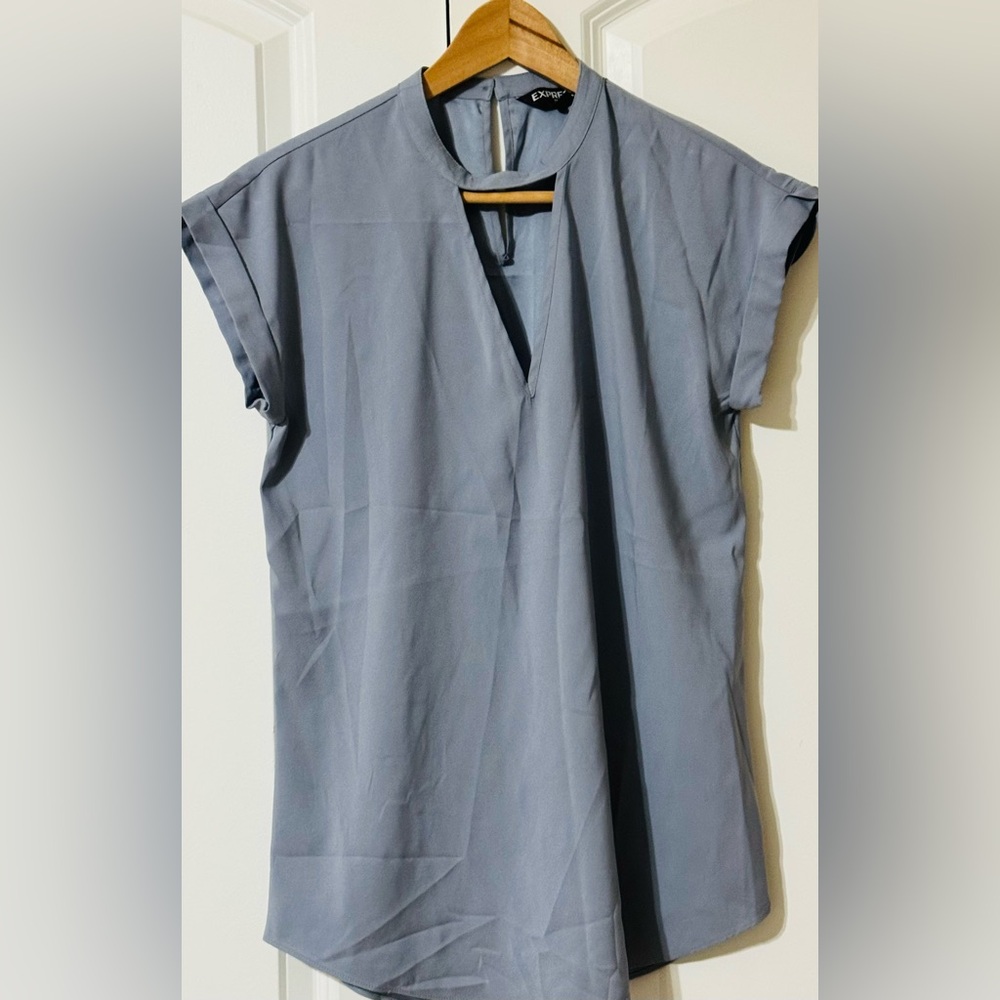 Elegant Gray Women's Top